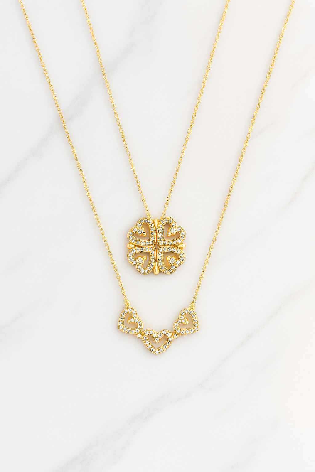 Chaine et pendentif trèfle magnétique en forme de cœur oxydes de zirconium