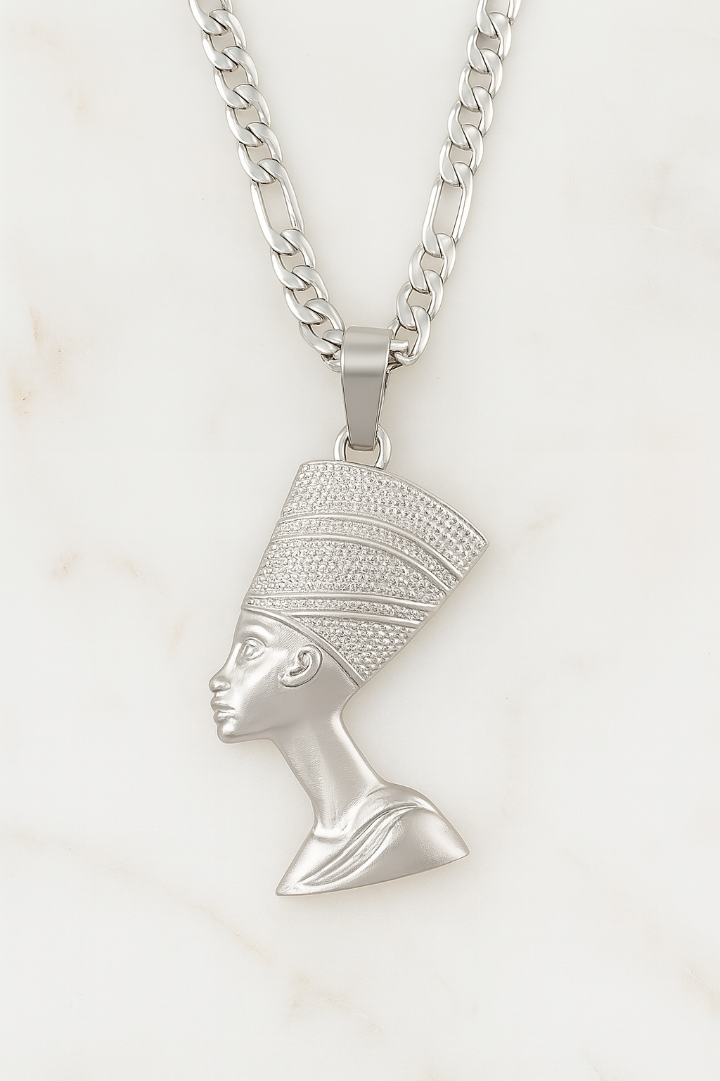 Collier pendentif Nefertiti