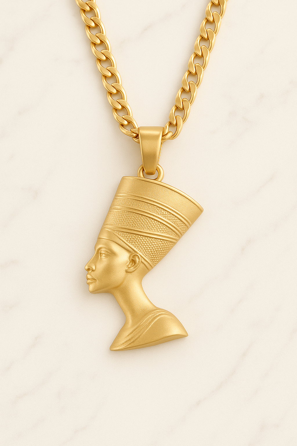 Collier pendentif Nefertiti